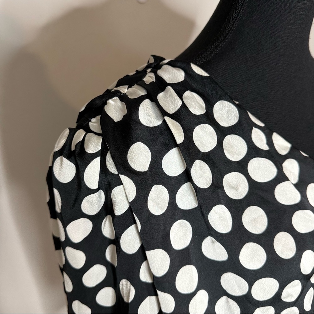 MANGO MNG New Asymmetrical Polka Dot One Sleeve Crop Blouse Top Sz Medium - Picture 5 of 12